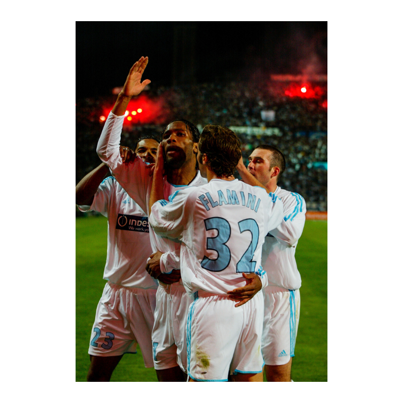 Drogba célèbre son but face à Liverpool, 2004