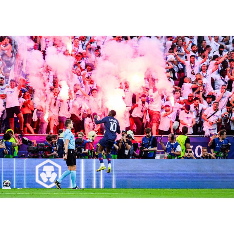 Joie de Dembélé devant les ultras après son but, Finale 2026