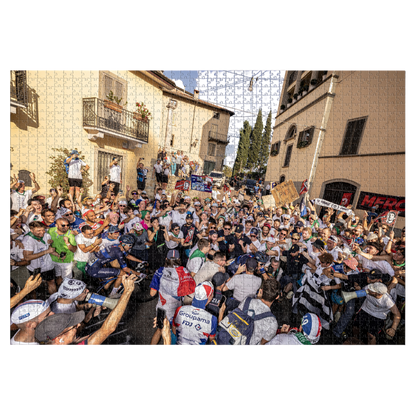 Puzzle  « Thibaut Pinot dans sa Curva, Lombardie 2023 »