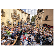 Load image into Gallery viewer, Society cover puzzle “The painter”