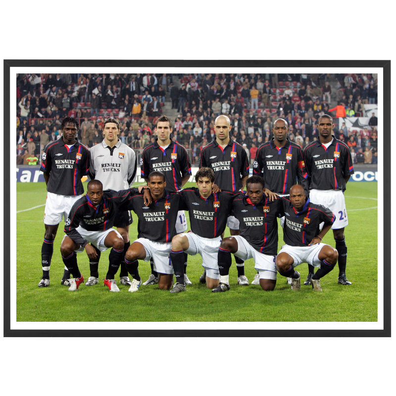 The Olympique Lyonnais team, 2005