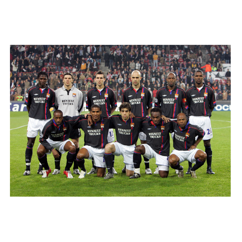 The Olympique Lyonnais team, 2005