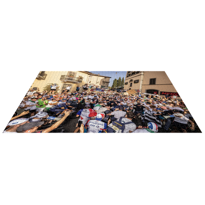 Puzzle  « Thibaut Pinot dans sa Curva, Lombardie 2023 »