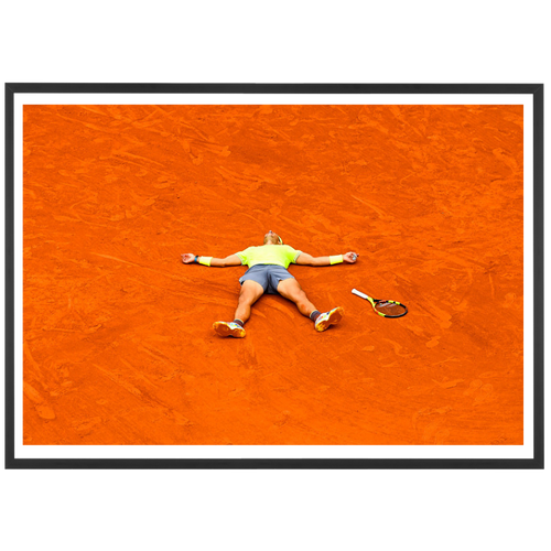 Nadal tombe après sa victoire, 2019