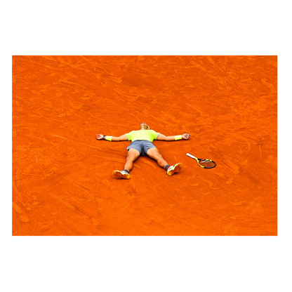Nadal tombe après sa victoire, 2019