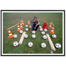 Charger l'image dans la galerie, Aimé Jacquet prépare son entraînement, 1981