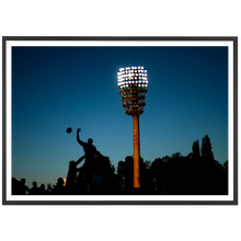 Charger l'image dans la galerie, Touche de rugby dans la nuit, 2014