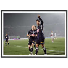 Charger l'image dans la galerie, Célébration de Gourcuff contre Paris, 2009