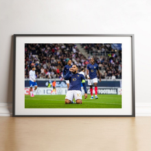 Charger l'image dans la galerie, Ryan Cherki célèbre son but face à Chypre, 2023