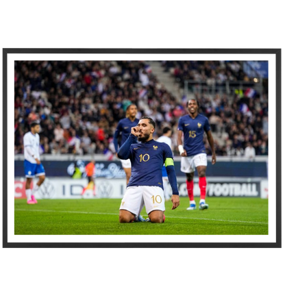 Ryan Cherki célèbre son but face à Chypre, 2023