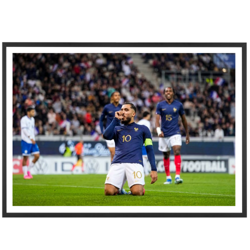 Ryan Cherki célèbre son but face à Chypre, 2023