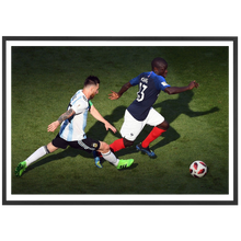 Charger l'image dans la galerie, N'Golo Kanté dribble Messi, 2018
