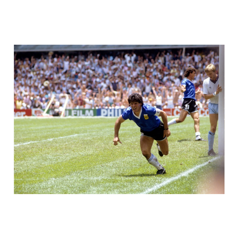 Maradona fête son but du siècle, 1986