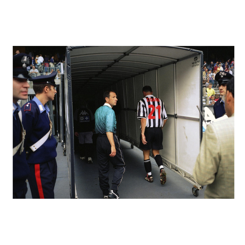 Zidane rentre aux vestiaires, 1998