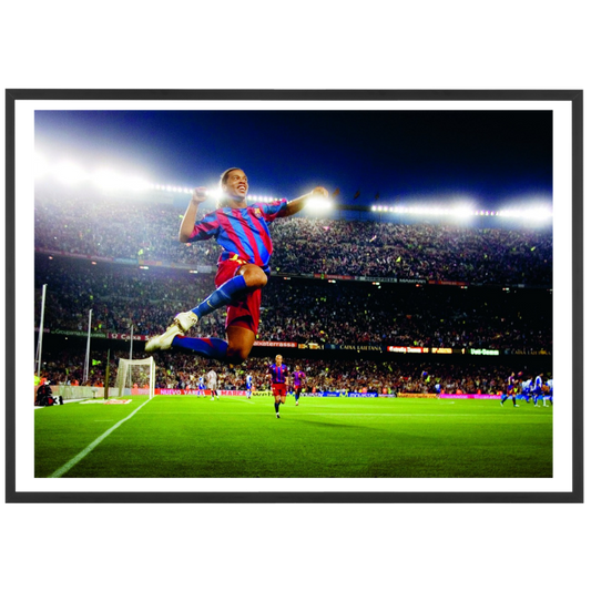 Ronaldinho celebrates a goal at Barça, 2006