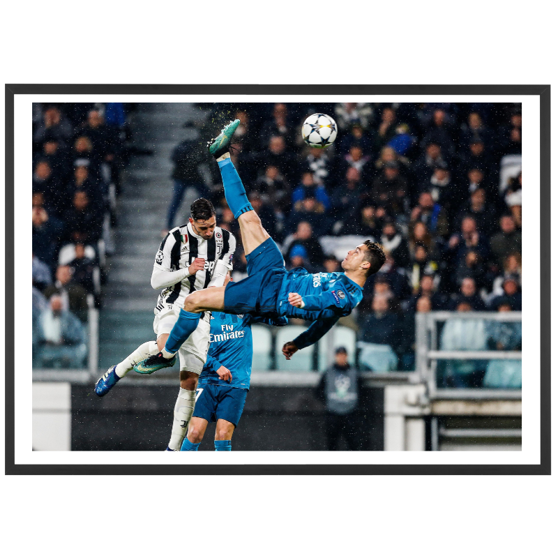 Ronaldo's acrobatic return, 2018