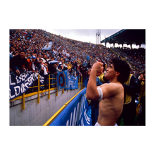 Charger l'image dans la galerie, Maradona fête le Scudetto, 1990