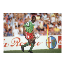 Charger l'image dans la galerie, Roger Milla avec le Cameroun, Mondial 1990