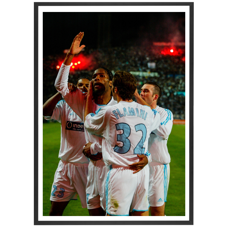 Drogba célèbre son but face à Liverpool, 2004