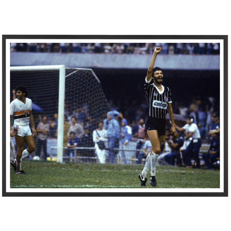 Célébration poing levé de Socrates, 1983