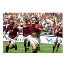 Charger l'image dans la galerie, Joie de Totti, Scudetto 2001