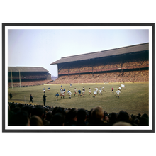 Carica l'immagine nel visualizzatore di Gallery, Crunch a Twickenham, 1963