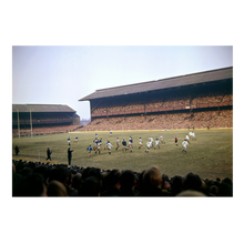 Carica l'immagine nel visualizzatore di Gallery, Crunch a Twickenham, 1963