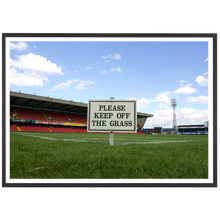 Charger l'image dans la galerie, Keep off the grass