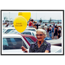 Charger l'image dans la galerie, Mamie foot - 1978