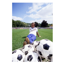 Charger l'image dans la galerie, Guy Roux à l’entraînement de l’AJ Auxerre, 1980