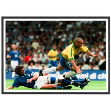 Charger l'image dans la galerie, Paolo Maldini face à Ronaldo, Tournoi de France 1997