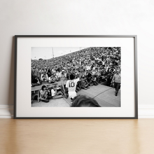 Charger l'image dans la galerie, Présentation de Pelé au Cosmos, 1975