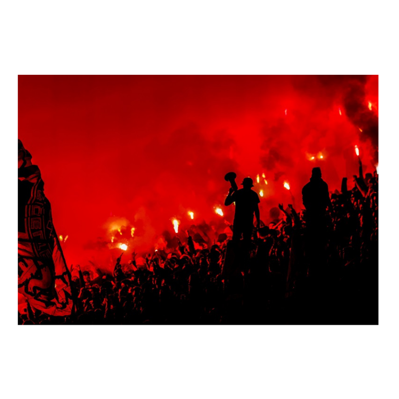 Le Vélodrome et le capo marseillais sous les fumigènes, 2023