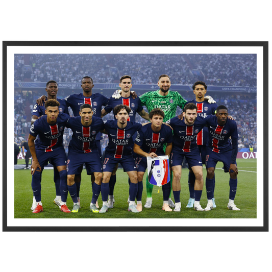 Photo of the Paris team, 2025 Final