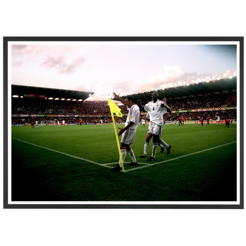 Célébration de Djorkaeff et Vieira face à l'Espagne, 2000