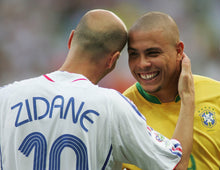 Load image into Gallery viewer, “Zidane - Ronaldo, 2006” print box &amp; So Foot special blue magazine