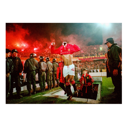 Paul Ince rentre dans l'enfer du stade de Galatasaray, 1993
