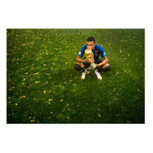 Load image into Gallery viewer, Chris Froome under the fumis in Alpe d'Huez, 2018