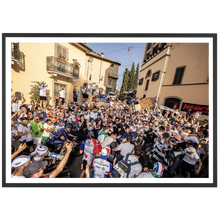 Charger l'image dans la galerie, Thibaut Pinot dans sa Curva, Lombardie 2023