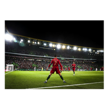 Charger l'image dans la galerie, La célèbre célébration "Siu" de Cristiano, 2019