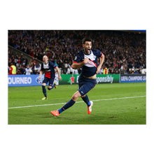Load image into Gallery viewer, Pastore celebrates his goal against Chelsea, 2014