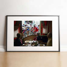 Charger l'image dans la galerie, Déjeuner avec vue sur le Tour, 2003