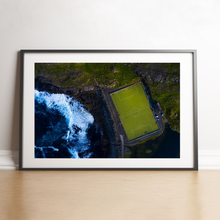 Charger l'image dans la galerie, Vue aérienne d'un stade des Îles Féroé, 2019