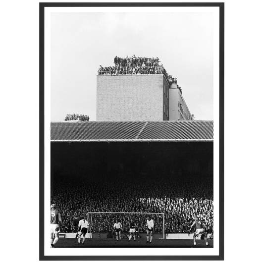 West Ham supporters on stadium roof, 1984