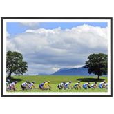 Le peloton du Tour devant les montagnes, 2009