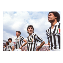 Carica l'immagine nel visualizzatore di Gallery, Paolo Rossi e la Juve, 1981