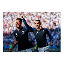 Charger l'image dans la galerie, La joie de Griezmann et Giroud, 2018