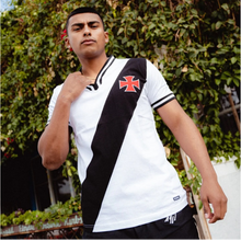 Charger l'image dans la galerie, Coffret collector « Vasco de Gama 1975» extérieur