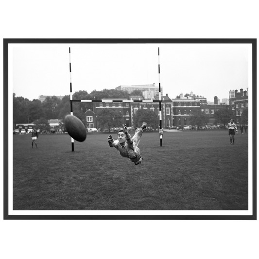 Passe de rugby en plein vol, 1966