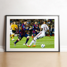 Charger l'image dans la galerie, Le dribble de Messi sur Boateng, 2015